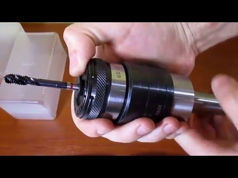 Видео: Резьбонарезной патрон www.sverla.in.ua