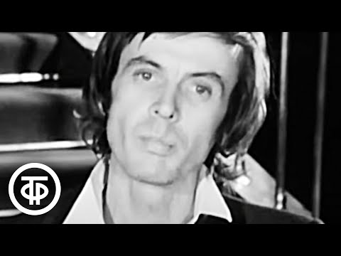 Видео: Георгий Тараторкин читает Александра Блока (1977)