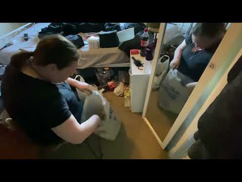 Видео: Уберёмся перед отъездом/vloggoween день 27