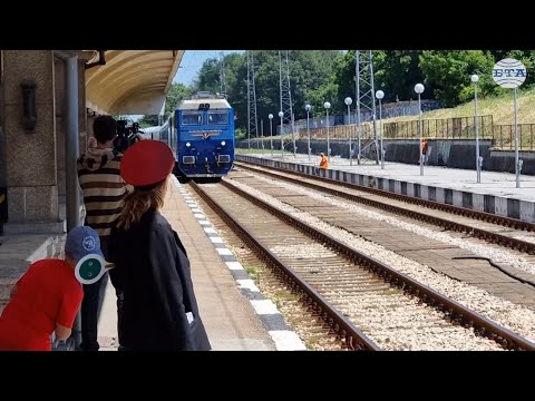Видео: „Ориент експрес“ пристигна в Русе с пътници от четири континента