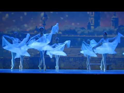 Видео: "Toy seller".Kremlin ballet. "Продавец игрушек". Кремлевский балет.