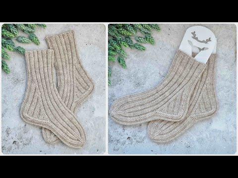 Видео: Носки спицами с необычной пяткой. подробный мастер класс. Knitting socks