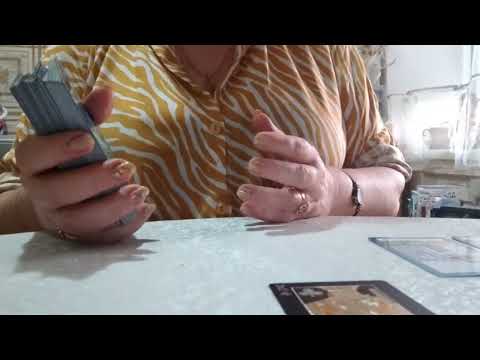 Видео: Что сейчас печалит вашего Крестового Короля.