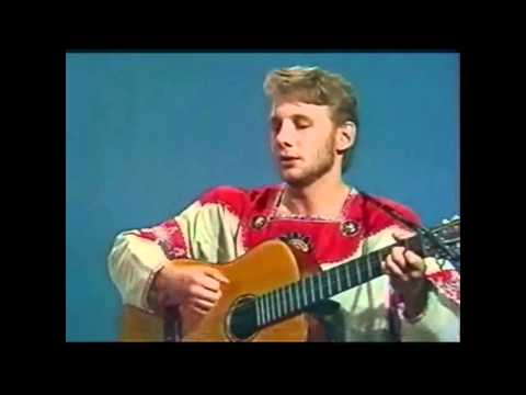 Видео: Поёт молодой Николай Емелин. Вороны. Young Nickolai Emelin singing. Vorony. Best Traditional Russian