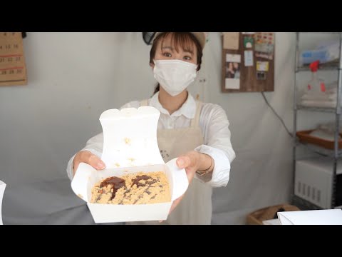 Видео: Японская уличная еда - День в женском ларьке с едой варабимоти Традиционные десерты ASMR