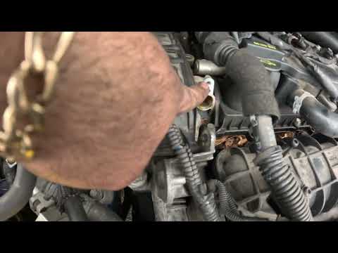 Видео: Замена соленоида VVT Ford Escape 1.6 ecoboost 2013-2017 P0012