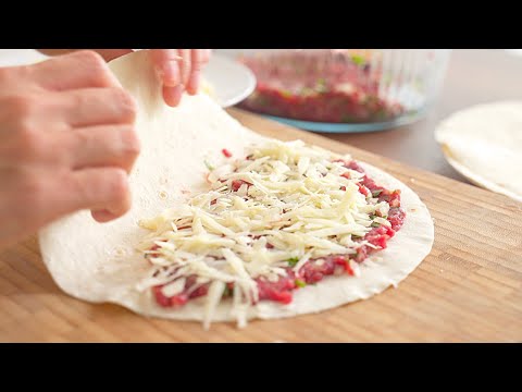 Видео: Беру обычный ЛАВАШ и ФАРШ, а получается невероятная ВКУСНЯТИНА! Очень вкусный обед или ужин!