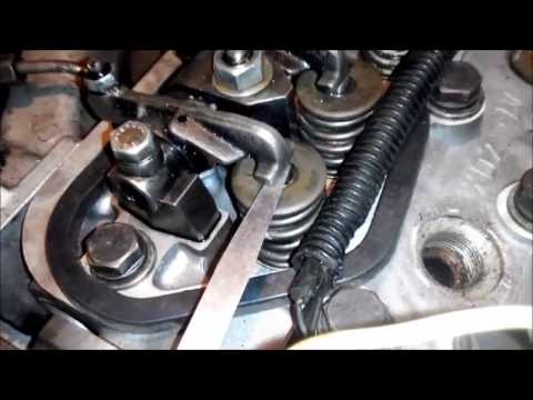 Видео: Регулировка клапанов Ford