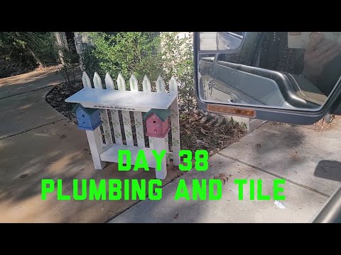 Видео: День 38: сантехника и плитка