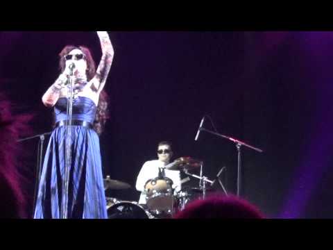 Видео: Жанна Агузарова, Старый отель, Концерт 15.05.2015