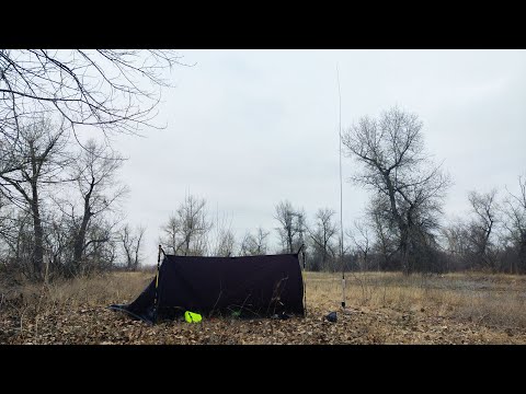 Видео: В поход с трансивером. Усилитель на MRF9120. Ставим тент на треккинговых палках.