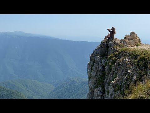 Видео: Абхазия. Джиппинг на гору Мамзышха. Август 2022.