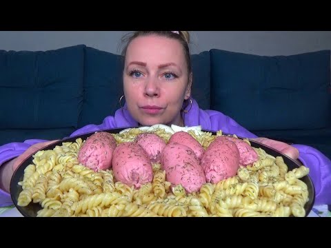 Видео: МУКБАНГ МАКАРОНЫ С СОСИСКАМИ///Mukbang еда на камеру/Русский мукбанг/не АСМР/