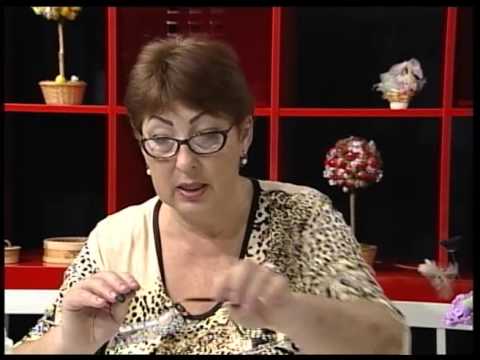 Видео: "Уроки рукоделия".  Керамофлористика. Урок 2