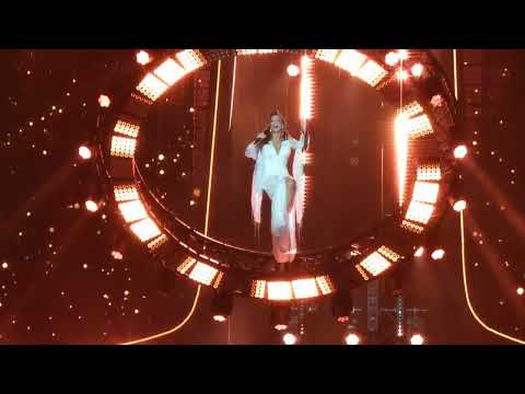 Видео: Ани Лорак - 07 Солнце ☀ (юбилейный концерт в Крокус Сити Холле 27.09.2023)