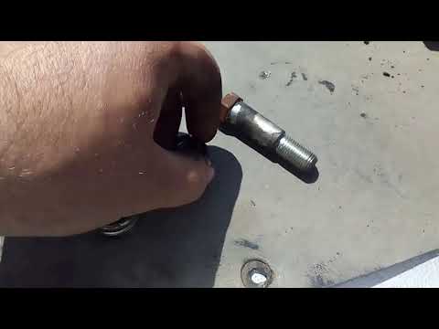 Видео: Камаз 4308. Облегчаю подъём кабины.