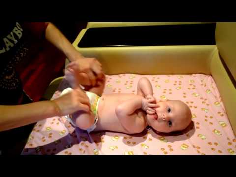 Видео: Зарядка с Машей для детей 3-4 месяца.