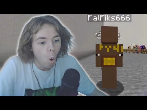 Видео: ФЫВФЫВ ОЦЕНИВАЕТ СКИНЫ ПОДПИСЧИКОВ В МАЙНКРАФТЕ! 🤣
