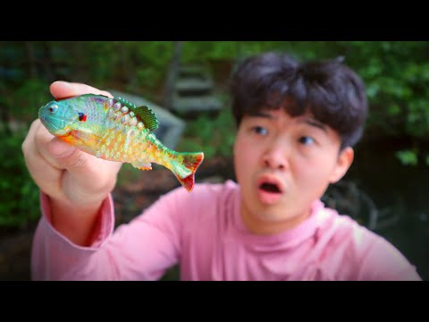 Видео: Я пошел на рыбалку с реалистичными приманками!!