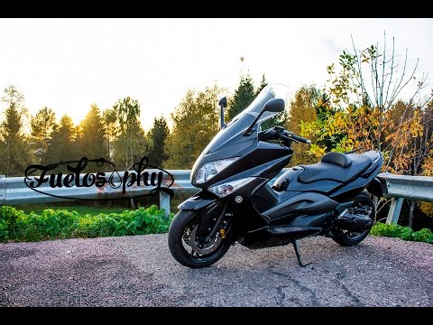 Видео: Тест-драйв Yamaha TMAX - Первый супертабурет.