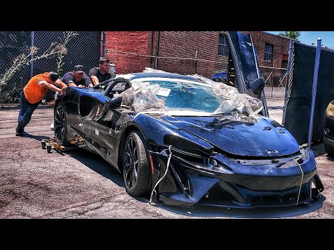 Видео: Купил разбитый McLaren! Мой первый СУПЕРКАР!