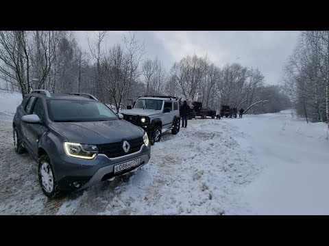 Видео: Битва Suzuki Jimny и Renault Duster на танковом полигоне.