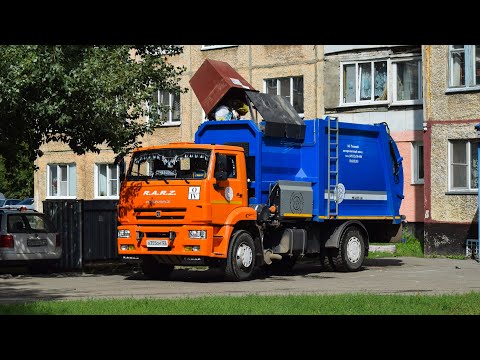Видео: Мусоровоз МК-4555-06 на шасси КамАЗ-53605-A5 (В 355 ОМ 122). Работа. / Kamaz garbage truck.