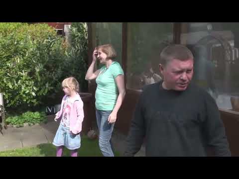 Видео: 73. Жизнь в Германии. Грилим мясо на даче. Германия. Ахен 17.04.2011