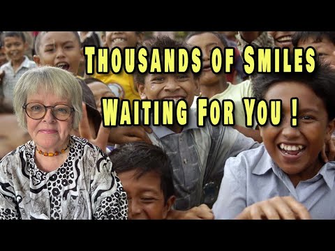 Видео: Почему улыбка — суперсила Индонезии!