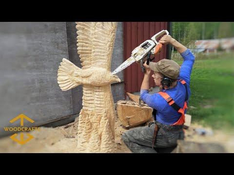 Видео: Бензопила, вырезающая беркут в натуральную величину! Опасная ситуация при работе.