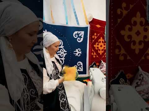 Видео: Индер ауданы,Бөдене ауылы "Балбөбек" бөбекжай-бақшасы""Ана, әже және мен" байқауы