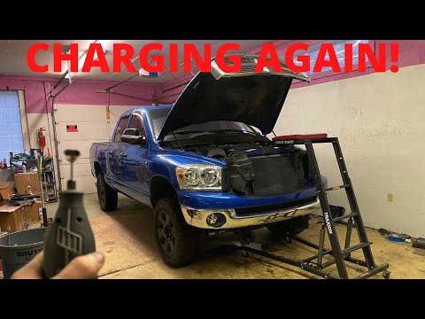 Видео: 6.7 Проблема с зарядкой Cummins решена! (Как избавиться от предупреждающего сообщения «Проверьте ...