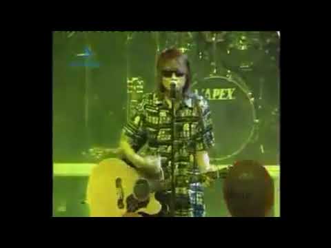 Видео: Земфира - Webgirl (Казань, КРК «Пирамида» 23.11.2003)