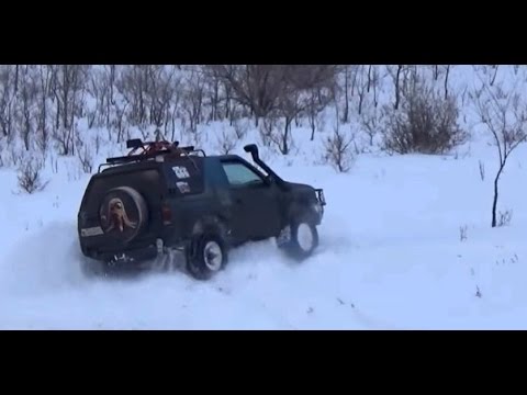 Видео: Покатушка Нивы, Шеви Нивы, УАЗ Патриот, Опель Фронтера. Снег, гора.