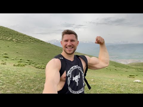 Видео: ЗАБЕГ В ГОРЫ. Почему регулярность важней, чем программа тренировок.