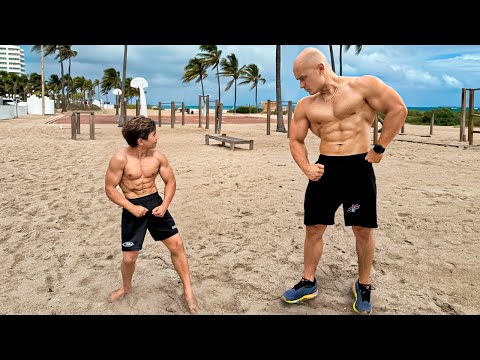 Видео: Никто не ожидал, что этот мальчик окажется таким сильным при его размерах!