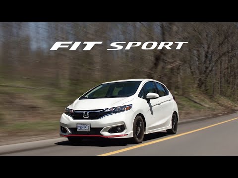 Видео: Обзор Honda Fit Sport 2018 года — возвращение к основам