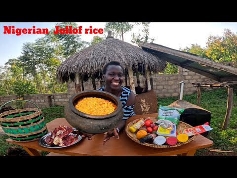 Видео: Готовим самый любимый африканский рис: копченый нигерийский рис джоллоф 🍚