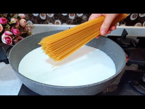 Видео: 😱 В кипящее молоко высыпаем пасту!! Этот секрет знают немногие! Легко и вкусно!