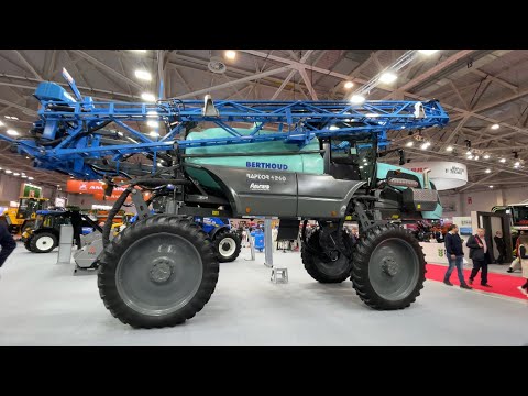 Видео: Самоходный опрыскиватель BERTHOUD RAPTOR 4240 на Югагро 2022