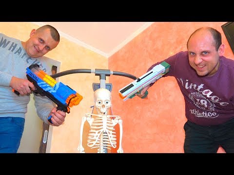 Видео: НЕРФ БИТВА за ценный ПРИЗ. НЕРФ БРОС ШОУ