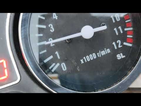 Видео: почему прокручивает кик стартер?