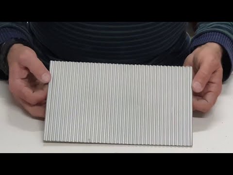 Видео: Как сделать миниатюрный волнистый МЕТАЛЛИЧЕСКИЙ ЛИСТ для КРОВЛИ