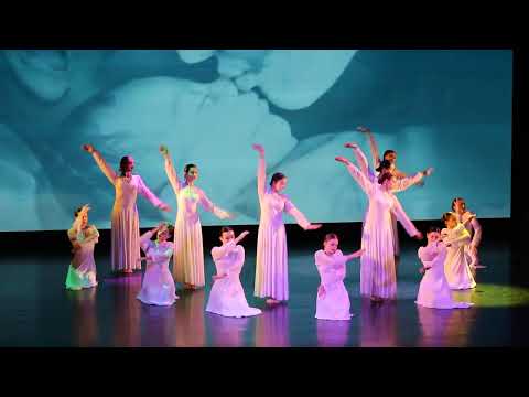 Видео: Спасибо, мама!. Флэш. Концерт "Танец для мамы". Таганрог, ГДК. 01.12.2024 (stabilization off)