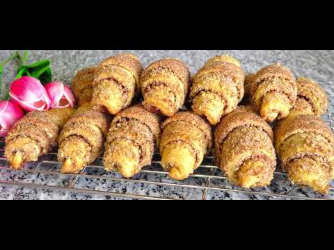 Видео: ПЕЧЕНЬЕ-РОГАЛИКИ с орехами и корицей к чаю! BISCUITS-ROLLS with nuts and cinnamon for tea!