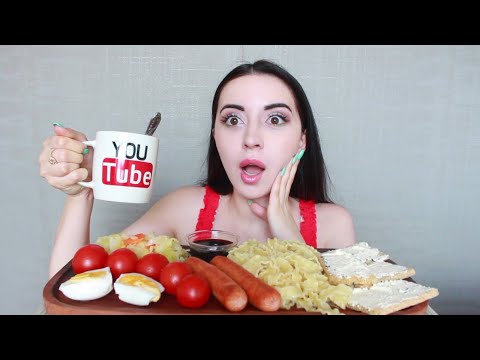 Видео: ИПОТЕКА ПОПОЛАМ / СОСИСКИ И  ЛАПША MUKBANG asmr Ayka Emilly