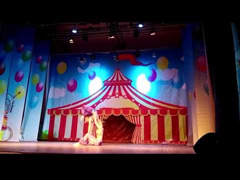 Видео: Отчетный концерт эстрадно-цирковой студии "Арлекино"