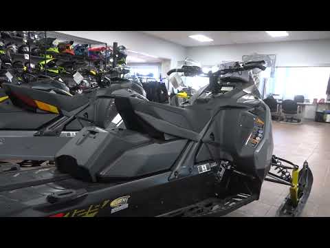 Видео: Джефф Уильямс показывает нам Ski Doo 600R E Tec и три варианта гусениц