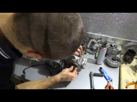 Видео: Сборка мотора SSR 125 часть 2