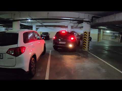 Видео: Самостоятельный заезд в подземную парковку в первый раз